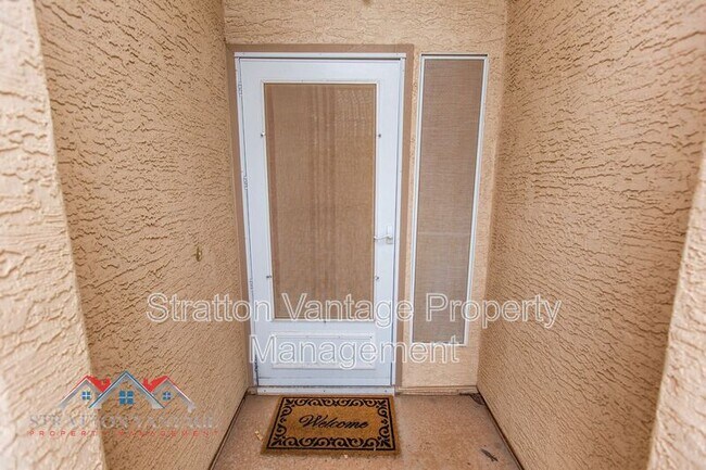 6870 S Oakmont Dr Chandler, AZ 85249 photo 5