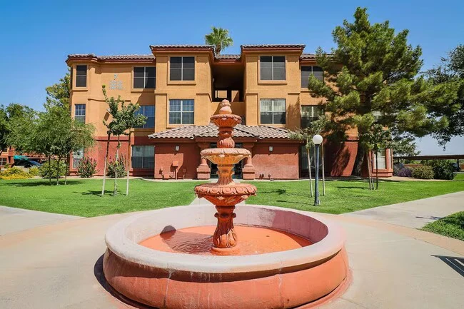14950 W Mountain View Blvd Surprise, AZ 85374 photo 3