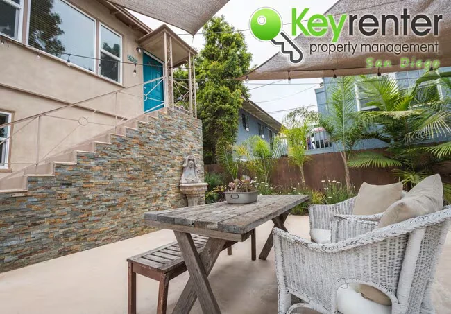 620 N Nevada St Oceanside, CA 92054 photo 2