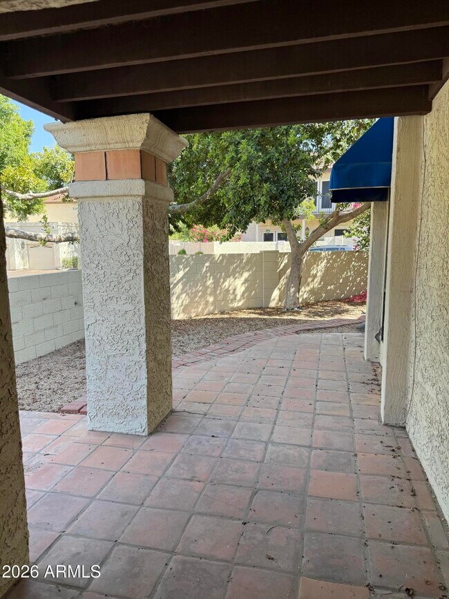 8844 S 51st St Phoenix, AZ 85044 photo 4