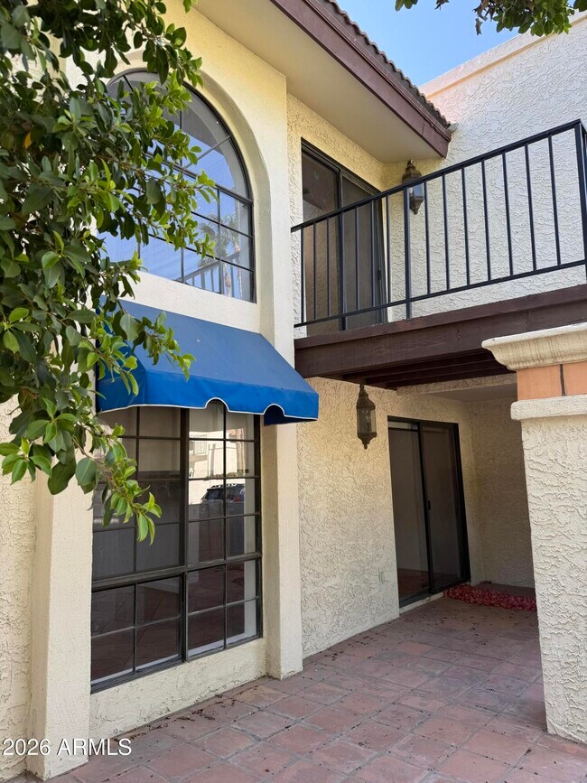 8844 S 51st St Phoenix, AZ 85044 photo 2