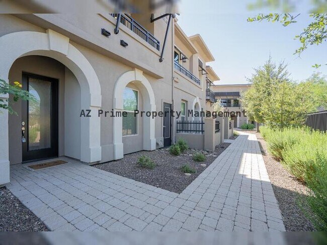 6565 E Thomas Rd Scottsdale, AZ 85251 photo 2