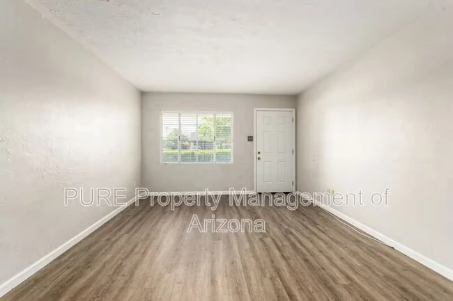 2538 E Coolidge St Phoenix, AZ 85016 photo 4
