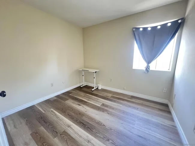 8181 Jade Coast Rd San Diego, CA 92126 photo 3