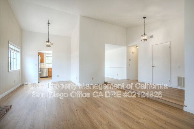 3540 Roselle Ave Oceanside, CA 92056 photo 3