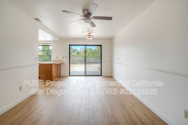 3540 Roselle Ave Oceanside, CA 92056 photo 4