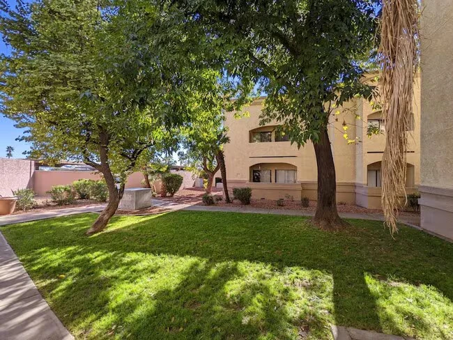 12221 W Bell Rd Surprise, AZ 85378 photo 2