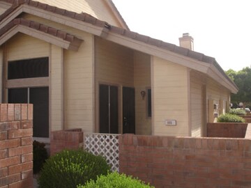 2201 N COMANCHE Drive photo 2