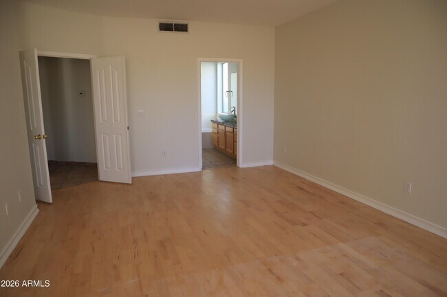 1191 S Sandstone St Gilbert, AZ 85296 photo 5