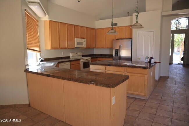 1191 S Sandstone St Gilbert, AZ 85296 photo 3