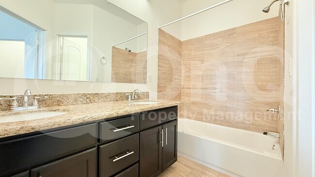 7323 E Belleview St Scottsdale, AZ 85257 photo 4