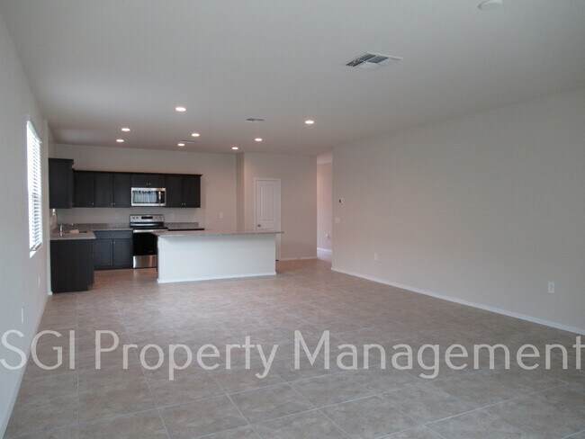 4637 W Lemon Ave Coolidge, AZ 85128 photo 3