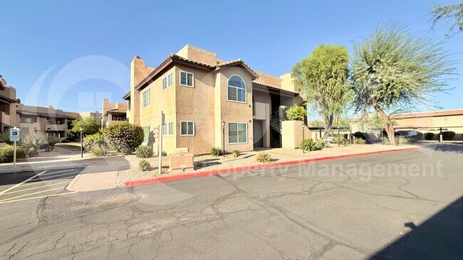 9451 E Becker Ln Scottsdale, AZ 85260 photo 4