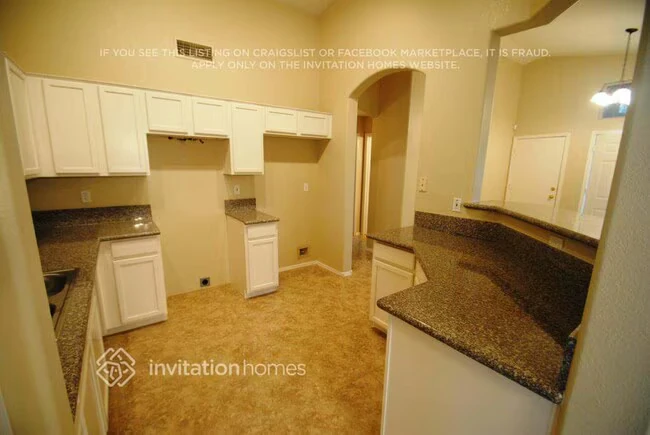 2026 N 90th Ln Phoenix, AZ 85037 photo 5