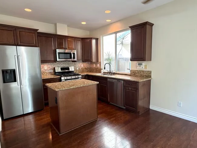 569 Whitesage Rd San Marcos, CA 92078 photo 5