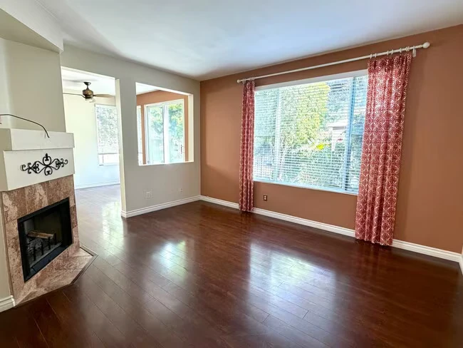 569 Whitesage Rd San Marcos, CA 92078 photo 2