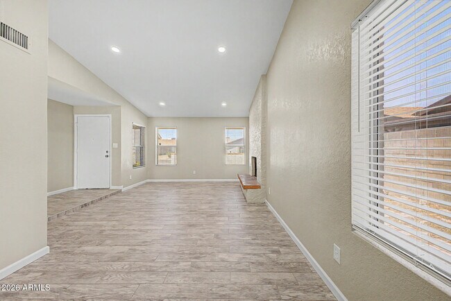 5527 W Cortez St Glendale, AZ 85304 photo 4