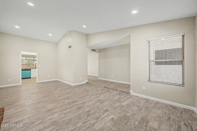 5527 W Cortez St Glendale, AZ 85304 photo 5