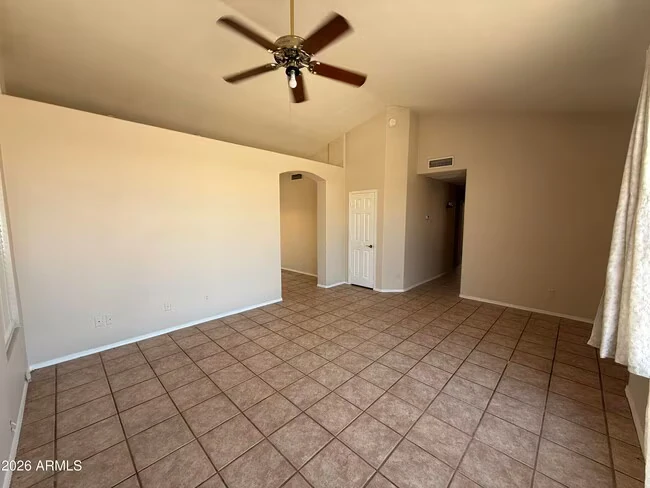 1413 W Orchid Ln Chandler, AZ 85224 photo 4