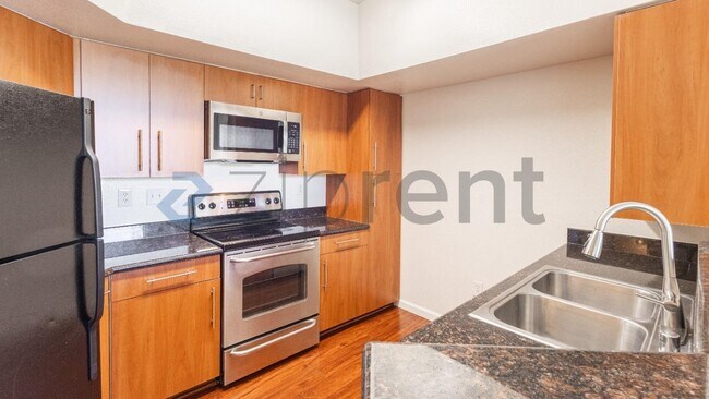 Unit 153 photo 5