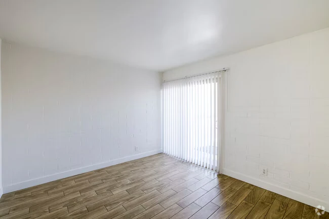 Papago View Apartments photo 4