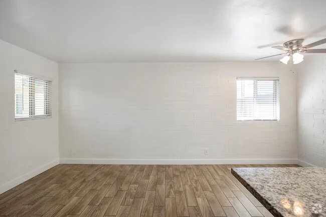 Papago View Apartments photo 3
