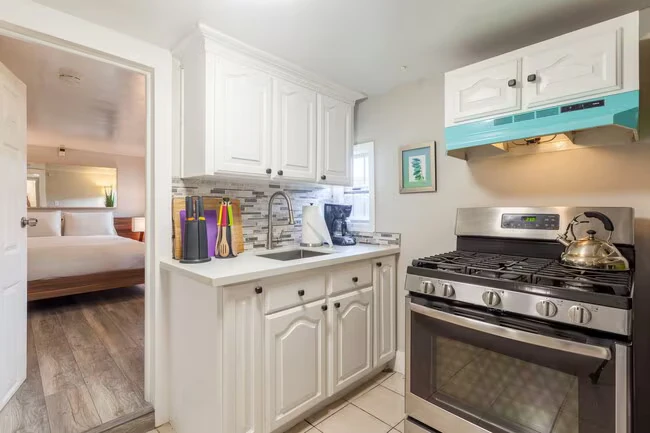 3212 Adeline St Oakland, CA 94608 photo 5
