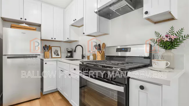 729 E 7th St National City, CA 91950