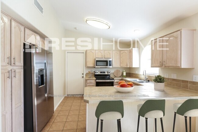 2604 N 126th Dr Avondale, AZ 85392 photo 3