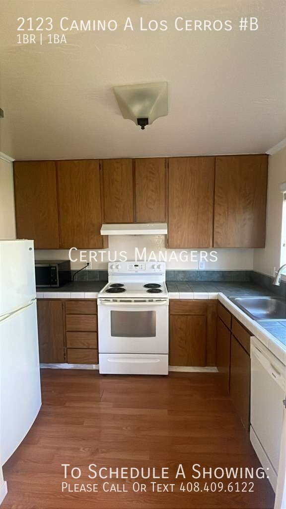 2123 Cno. A Los Cerros West Menlo Park, CA 94025 photo 2