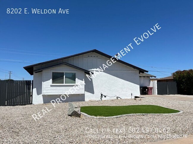 8202 E Weldon Ave Scottsdale, AZ 85251 photo 2