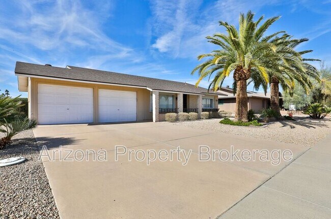 20206 125th Ave Sun City West, AZ 85375 photo 4
