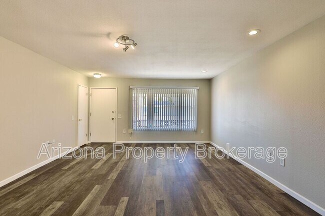 20206 125th Ave Sun City West, AZ 85375 photo 5