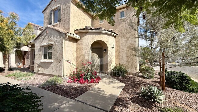 2140 W Monte Cristo Ave Phoenix, AZ 85023 photo 5