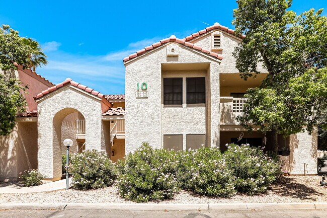 2855 S Ext Rd Mesa, AZ 85210 photo 2