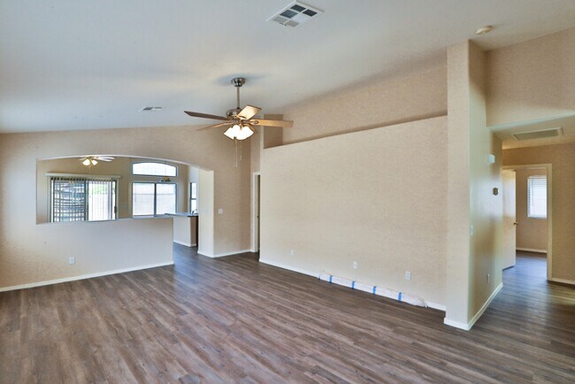 14919 N 149th Dr Surprise, AZ 85379 photo 4