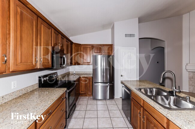 1102 W Monte Cristo Ave Phoenix, AZ 85023 photo 4