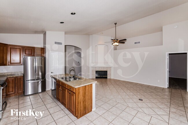 1102 W Monte Cristo Ave Phoenix, AZ 85023 photo 5