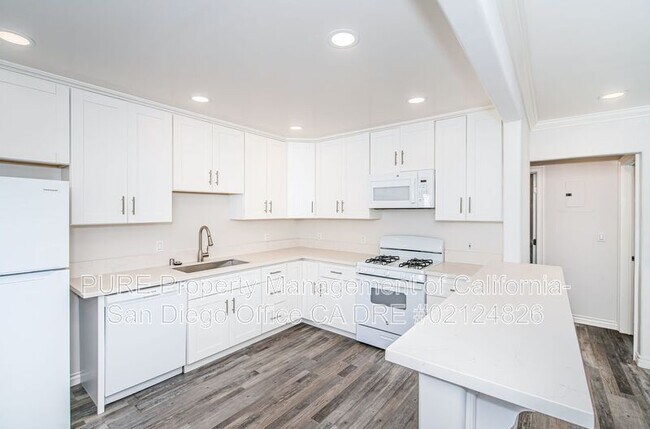 2473 A St San Diego, CA 92102 photo 3
