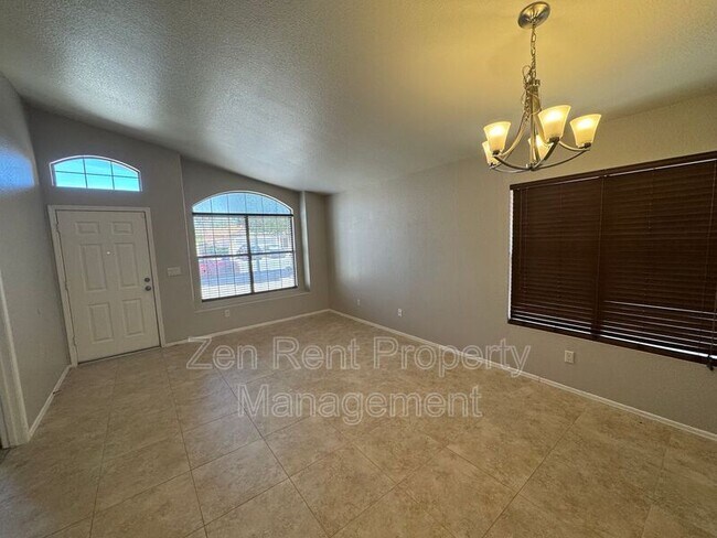 5913 W Mercury Way Chandler, AZ 85226 photo 3