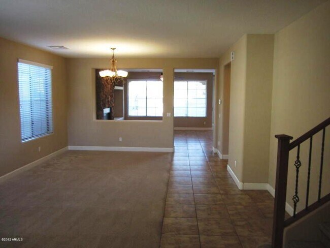 300 W Wisteria Pl Chandler, AZ 85248 photo 3