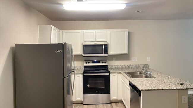 194 Watson Pl Casa Grande, AZ 85122 photo 4