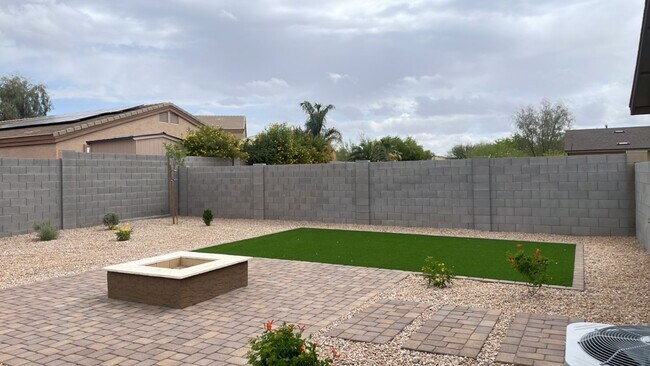 194 Watson Pl Casa Grande, AZ 85122 photo 2