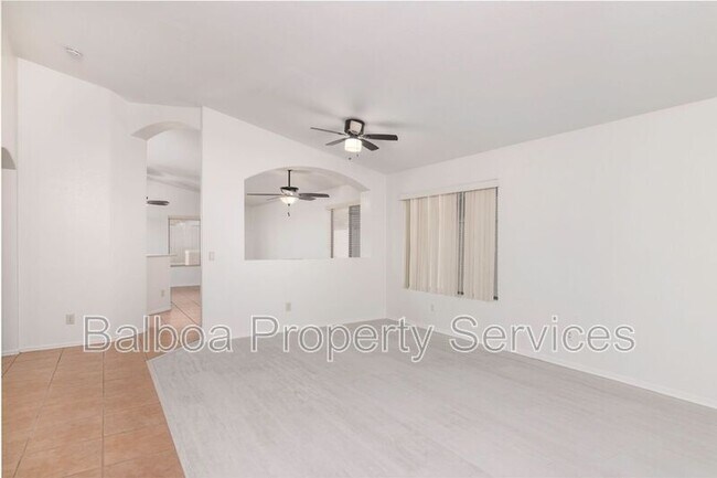 537 East Appaloosa Road, Gilbert, AZ 85296 photo 3