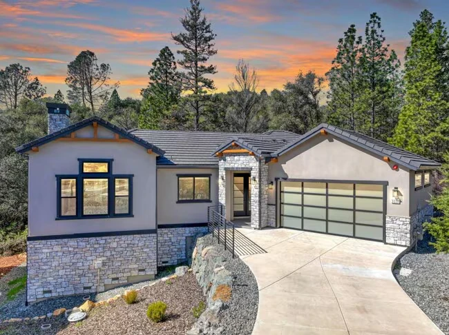 3020 Legends Dr Meadow Vista, CA 95722