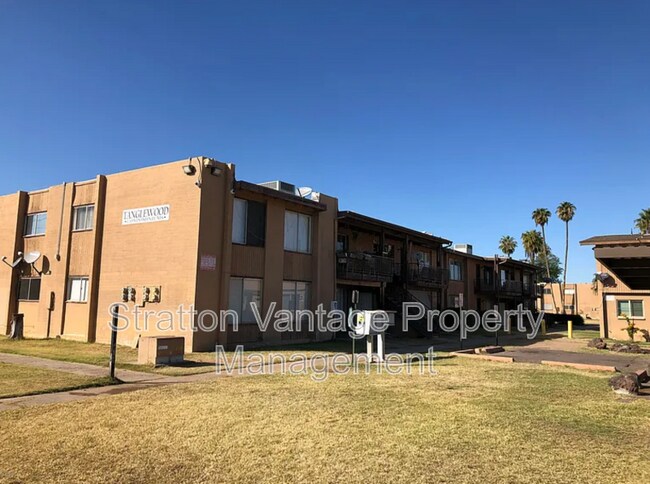 2410 West Campbell Ave Phoenix, AZ 85015 photo 4