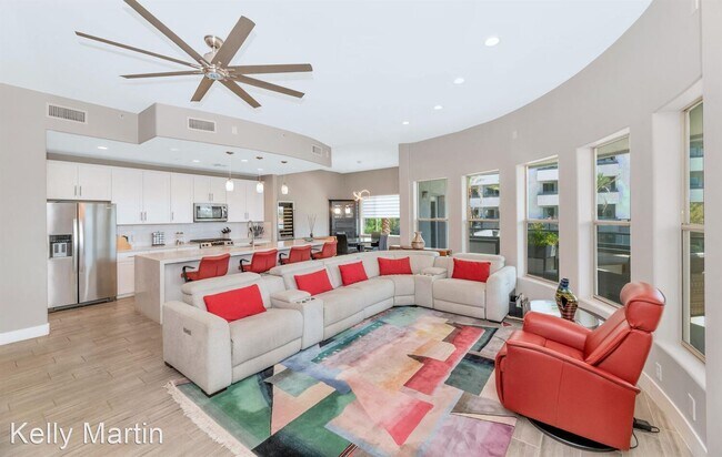 945 E Playa Del Norte Dr Tempe, AZ 85281 photo 5