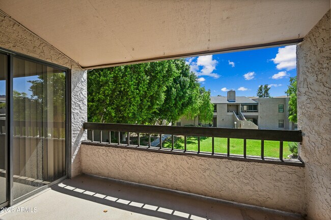 5998 N 78th St Scottsdale, AZ 85250 photo 4