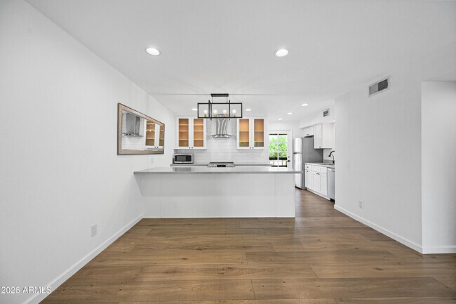 5998 N 78th St Scottsdale, AZ 85250 photo 5