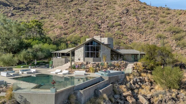 6010 E Cholla Ln Paradise Valley, AZ 85253 photo 2